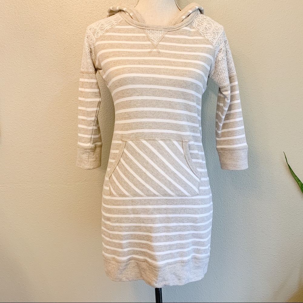 Maurices 3/4 Sleeve Hoodie Sweatshirt w/ Lace